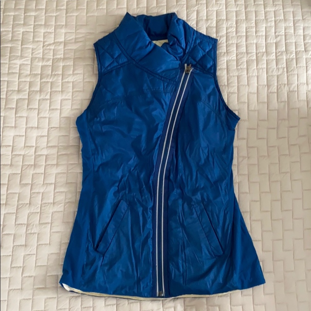 EUC Lululemon Run What the Fluff goose down vest